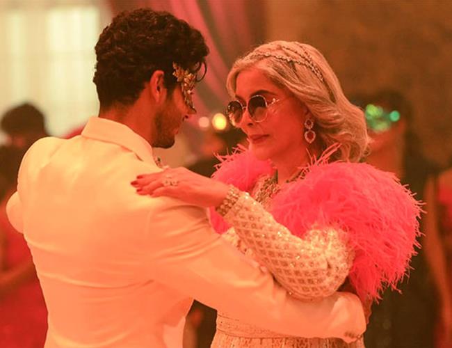 The Royals: Ishaan Khatter Says Zeenat Aman Ji Deserved The Most Royal Treatment While Filming The Series, In An Imdb Exclusive! 1 The royals: ishaan khatter says zeenat aman ji deserved the most royal treatment while filming the series, in an imdb exclusive!