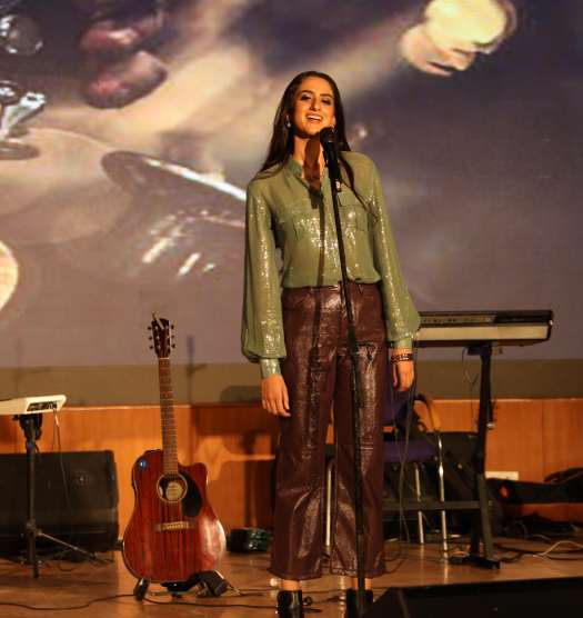 Apurva Chauhan Signed As Star Performer For Glitterati Campus Tour 2 An insight into apurva chauhan’s glitterati campus tour!