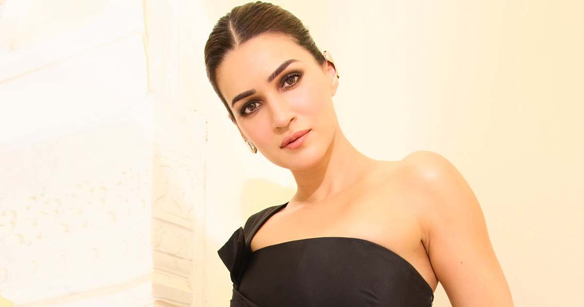 Kriti sanon on gender pay gap in bollywood: “female-led films deserve equal budgets & larger-than-life treatment”